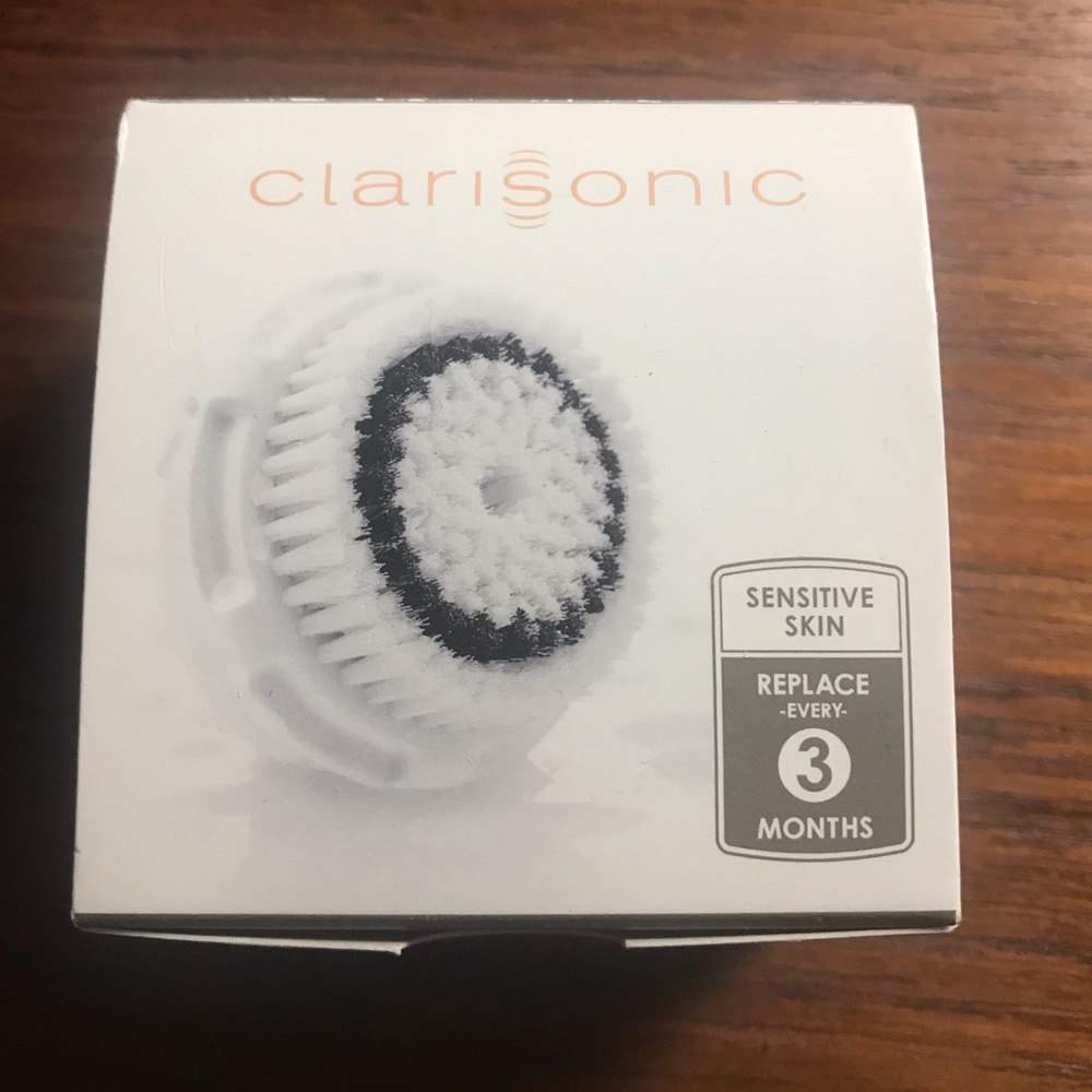 Clarisonic Replacement head brush - sensitive skin NIB